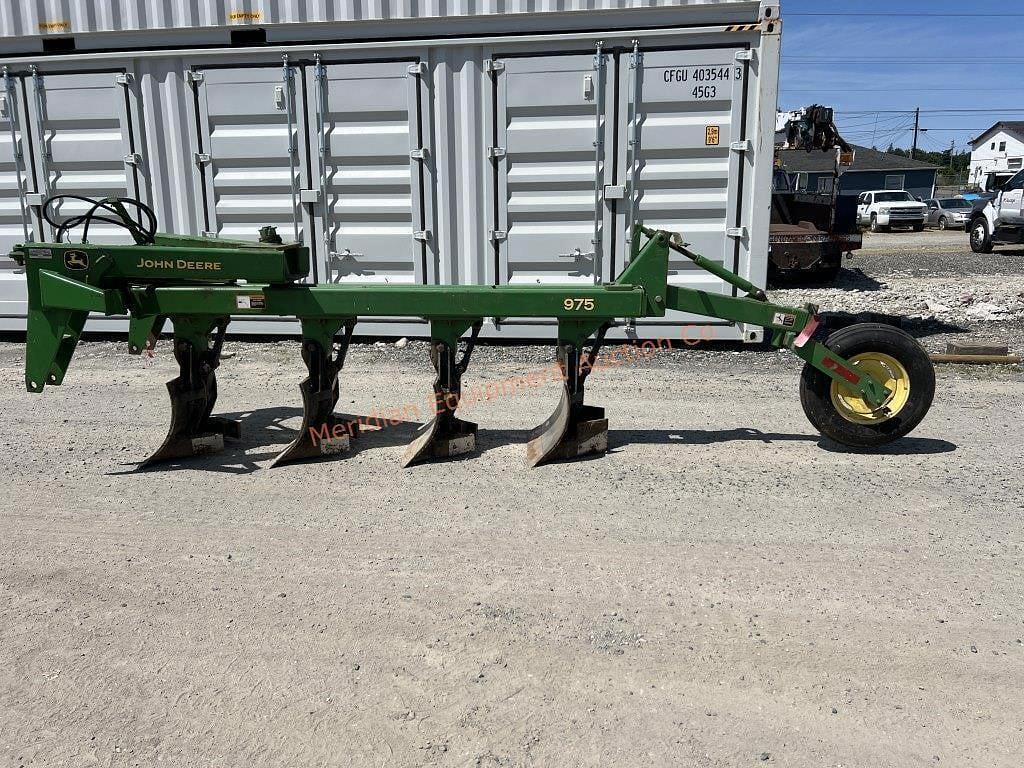 Image of John Deere 975 Primary image