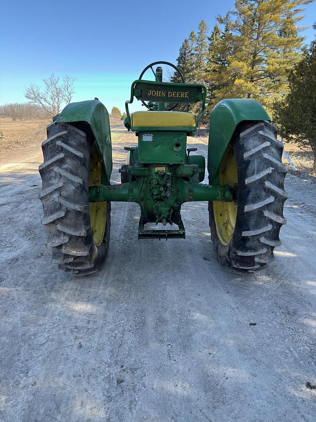 Image of John Deere A equipment image 3