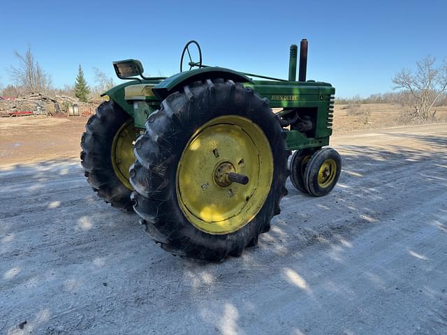 Image of John Deere A equipment image 4