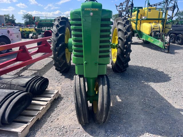 Image of John Deere A equipment image 1