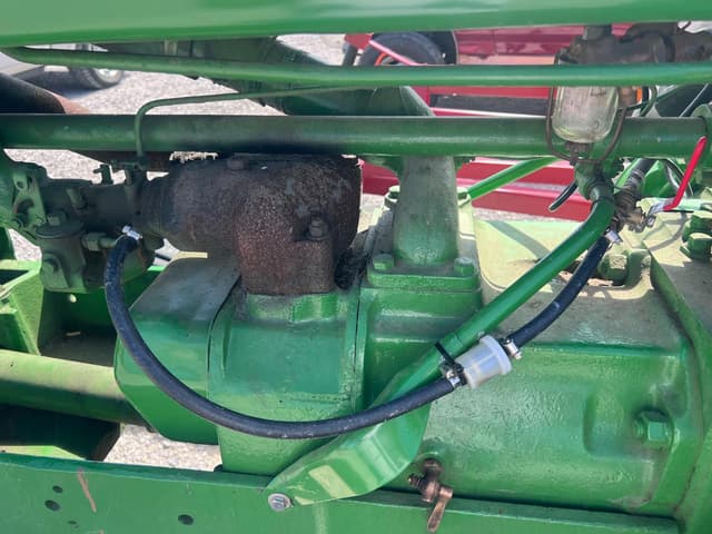 Image of John Deere A equipment image 4