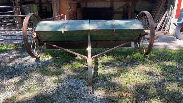 Main image John Deere Van Brunt 0
