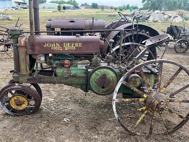 Image of John Deere A equipment image 3