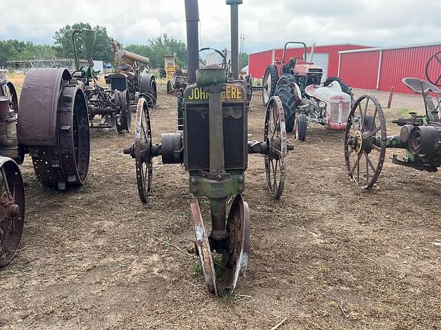 Image of John Deere A equipment image 2