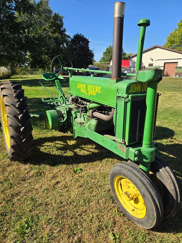 Image of John Deere A equipment image 1