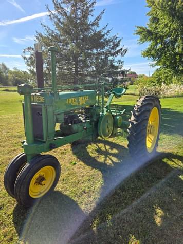 Main image John Deere A