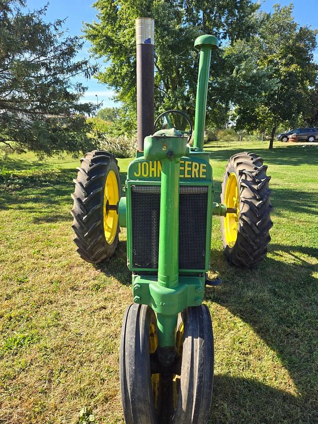 Image of John Deere A equipment image 2