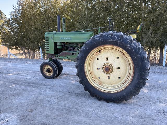 Image of John Deere A equipment image 1