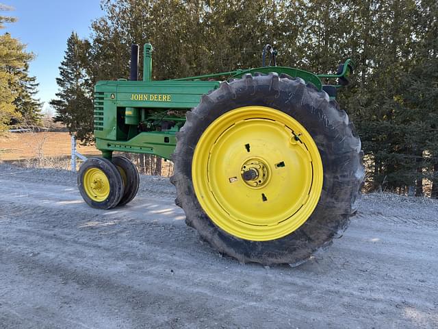 Image of John Deere A equipment image 1