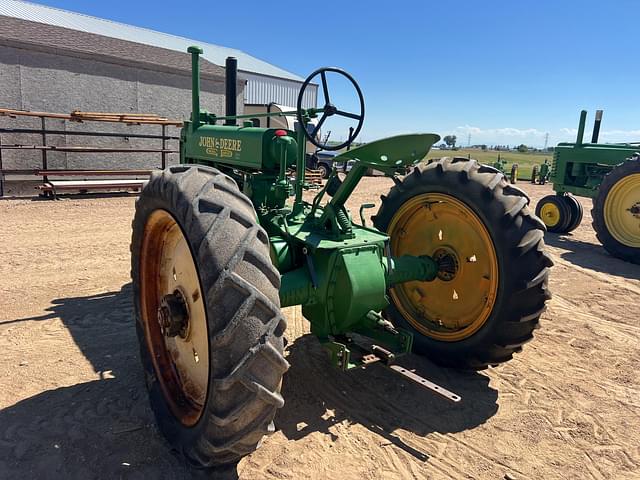 Image of John Deere A equipment image 4