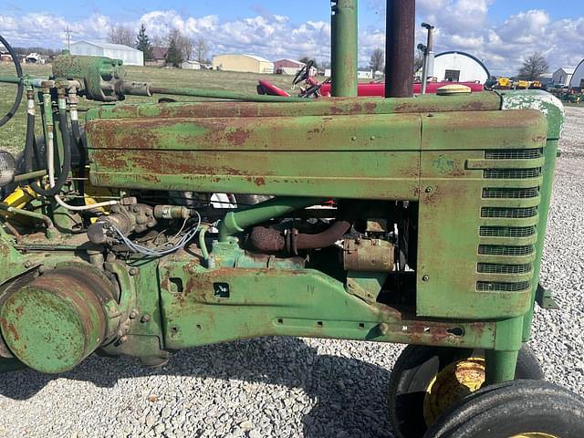 Image of John Deere A equipment image 2
