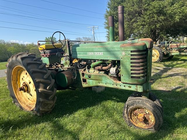 Image of John Deere A equipment image 1