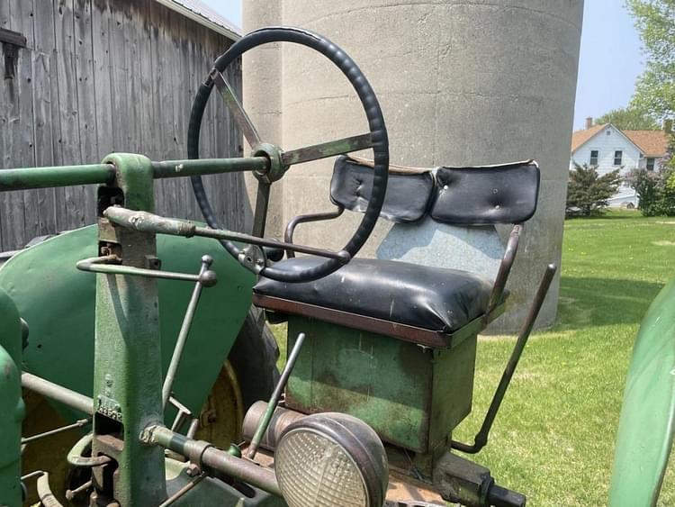 Main image John Deere A 18