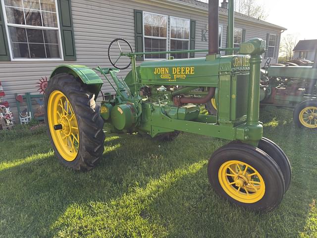 Image of John Deere A equipment image 1