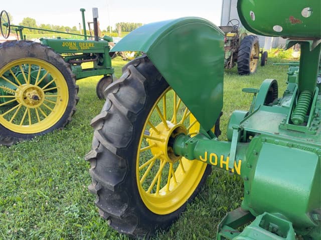 Image of John Deere A equipment image 3