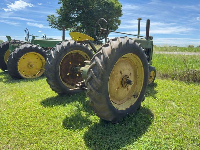 Image of John Deere A equipment image 2