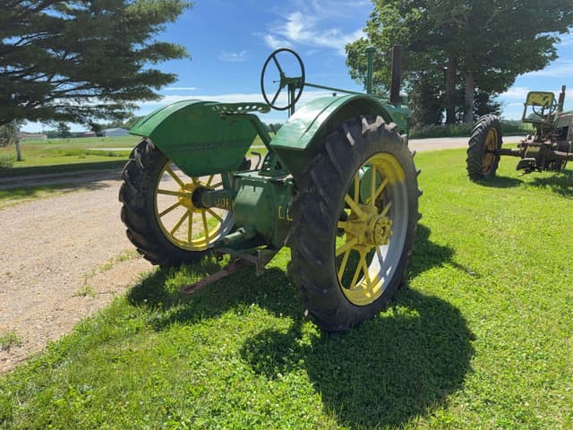 Image of John Deere A equipment image 3