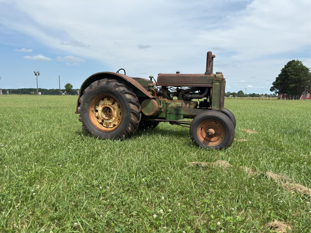 Image of John Deere AR Primary image