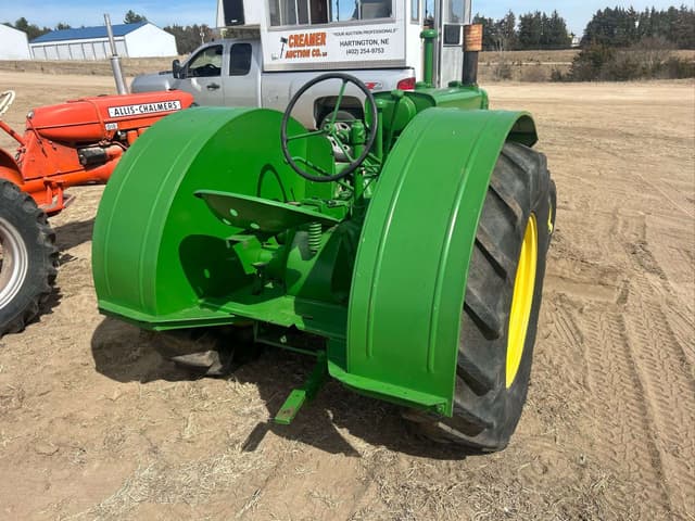 Image of John Deere A equipment image 4