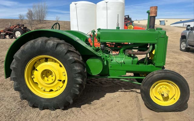 Image of John Deere A equipment image 2
