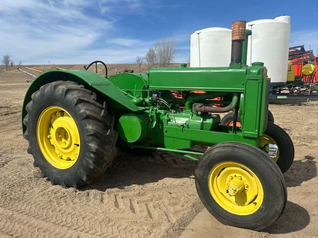 Image of John Deere A equipment image 1