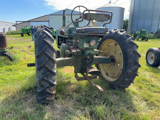 Image of John Deere B equipment image 3