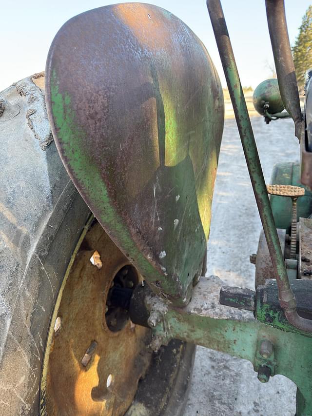 Image of John Deere B equipment image 3