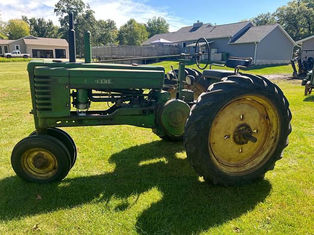 Image of John Deere B equipment image 4