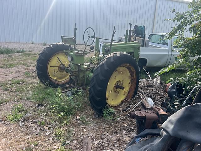 Image of John Deere B equipment image 4