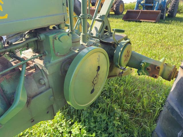 Image of John Deere B equipment image 4