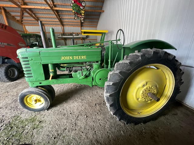 Image of John Deere B equipment image 4