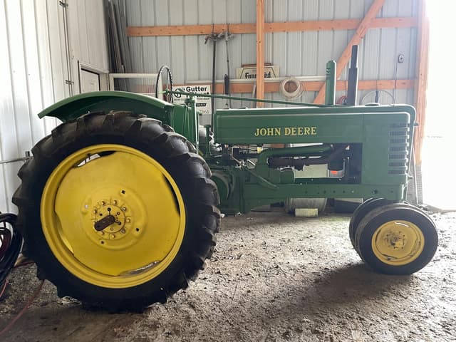 Image of John Deere B equipment image 3