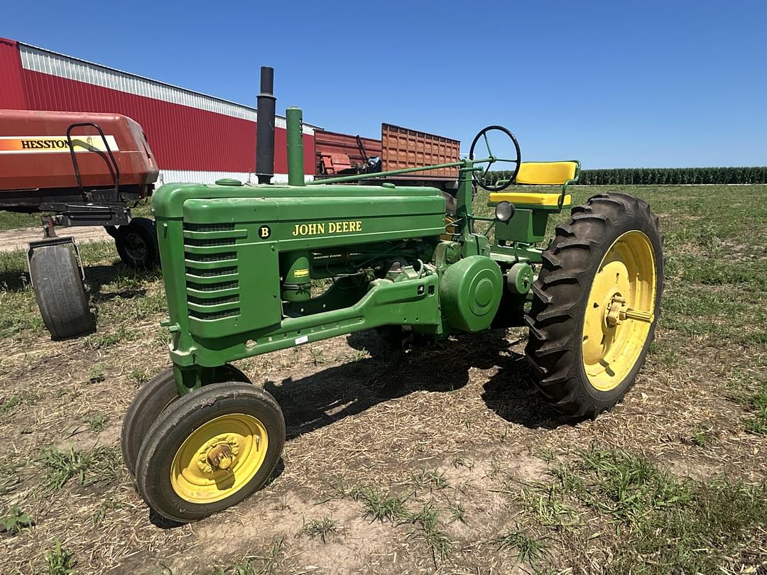 Image of John Deere B Primary image