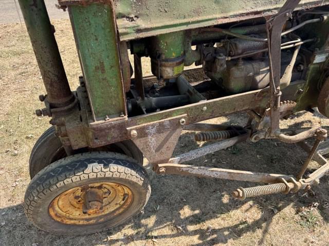 Image of John Deere B equipment image 1