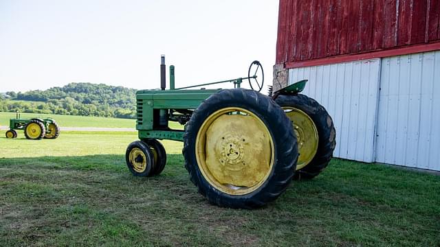 Image of John Deere B equipment image 3