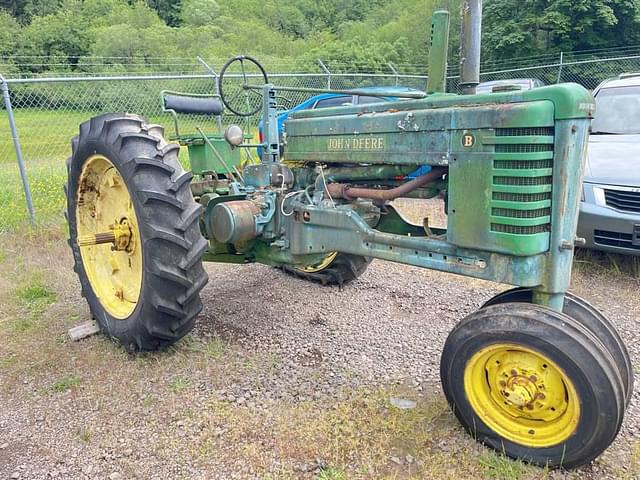 Image of John Deere B equipment image 2