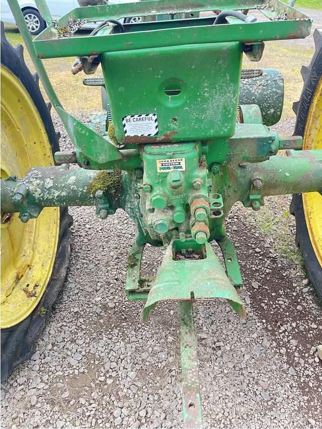 Image of John Deere B equipment image 4