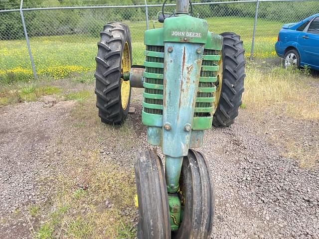 Image of John Deere B equipment image 1