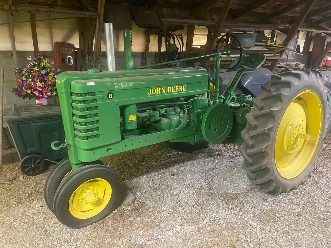 Image of John Deere B Primary image