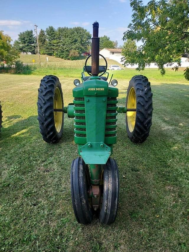 Image of John Deere B equipment image 3