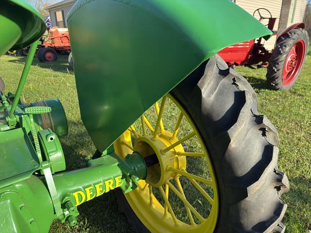 Image of John Deere B equipment image 4