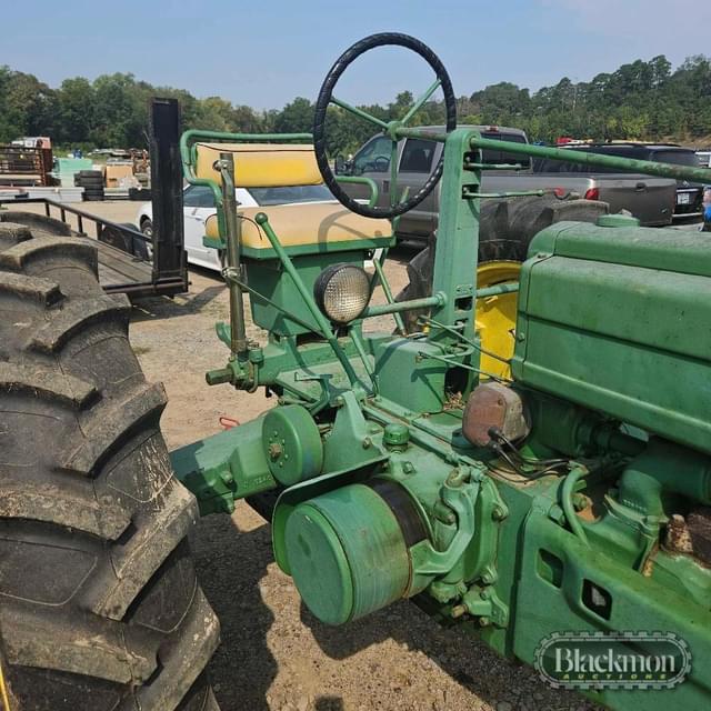 Image of John Deere B equipment image 2