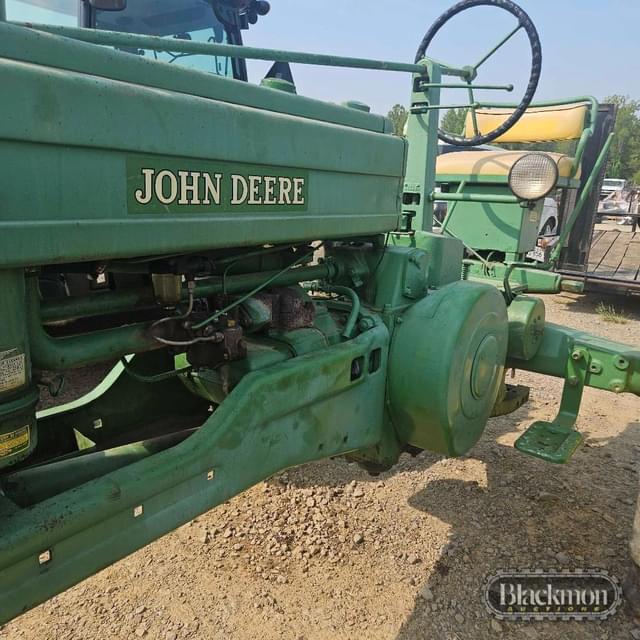 Image of John Deere B equipment image 3