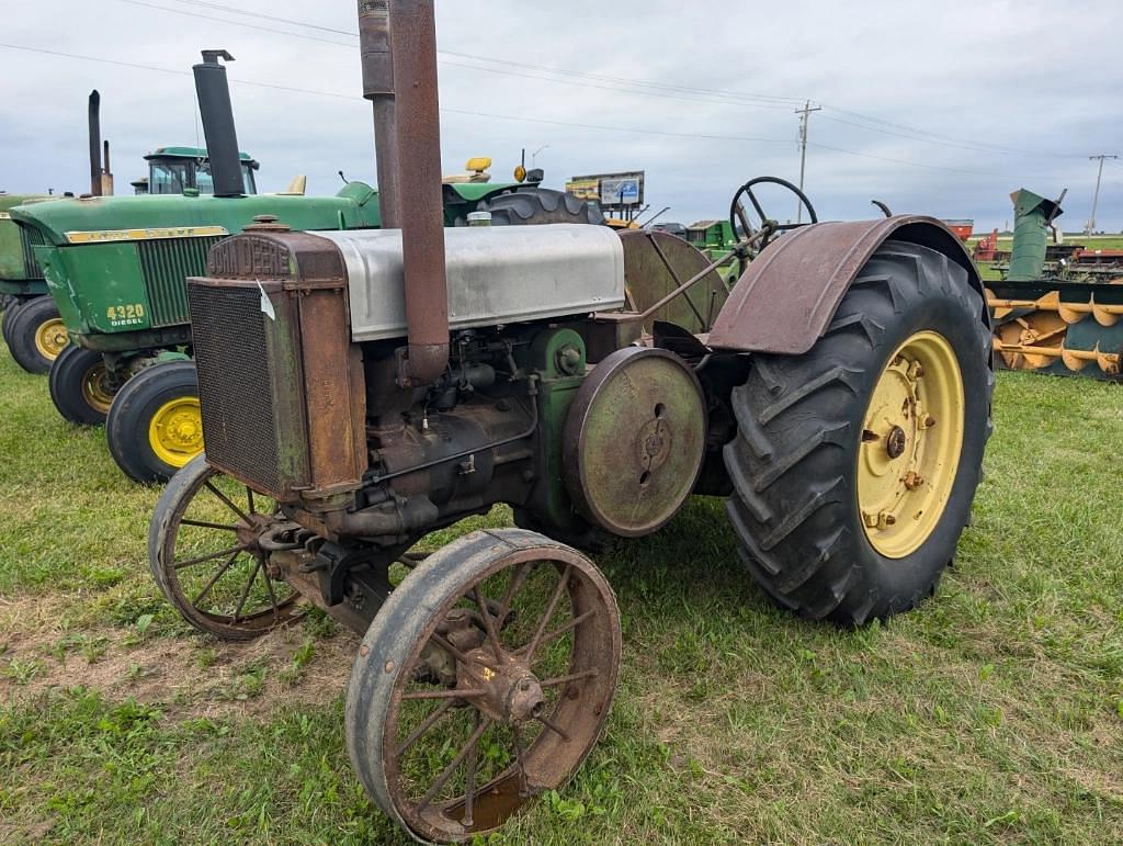 Image of John Deere D Primary image