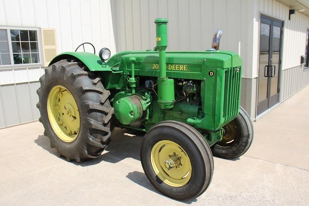 Image of John Deere D Primary image