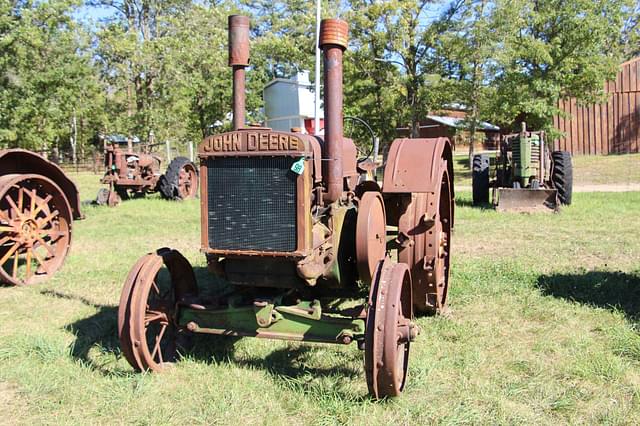 Image of John Deere D equipment image 1