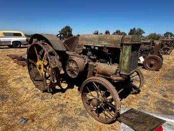 Main image John Deere D