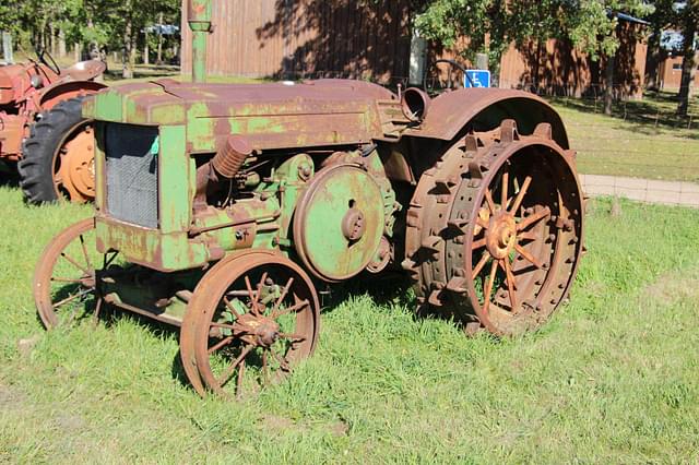 Image of John Deere D equipment image 1