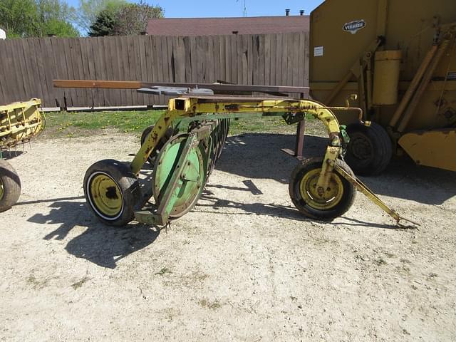 Image of John Deere E0640 equipment image 1