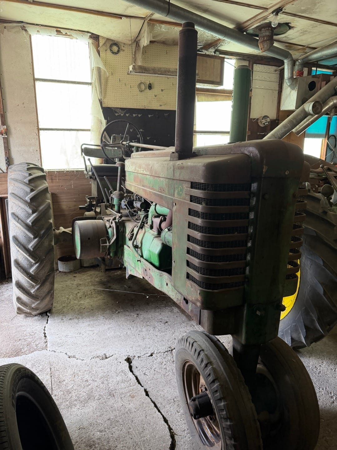 John Deere G Equipment Image0
